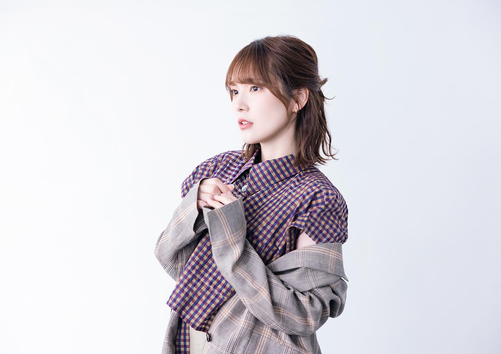 内田真礼